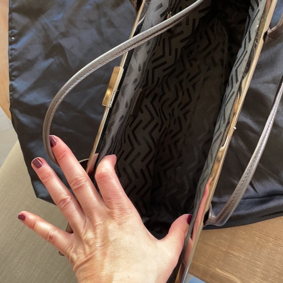 Via Spiga Vintage purse - Picture 10 of 12